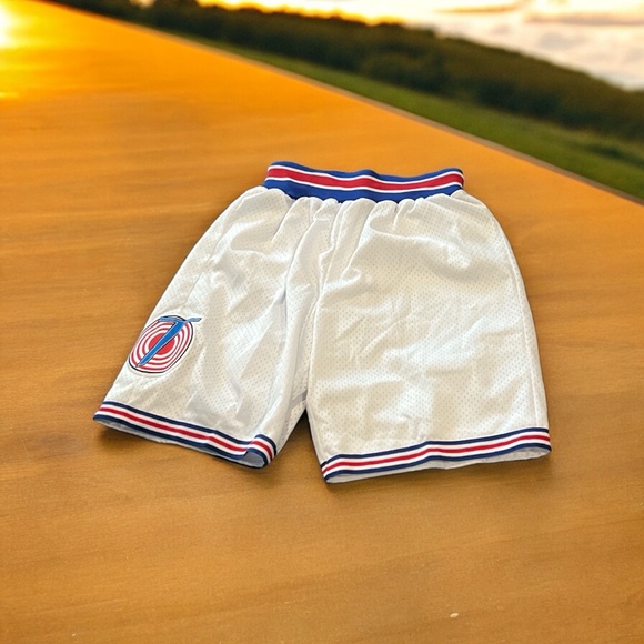 Vintage Tune Squad Basketball Shorts Size S. - Picture 3 of 7